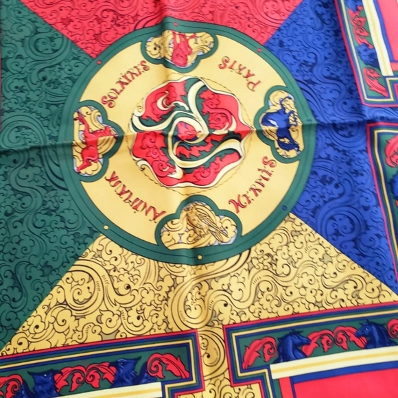 π¨π΅ Hermes silk scarf  authentic 90X90 cm red and gold π¨π΅ - Picture 5 of 7